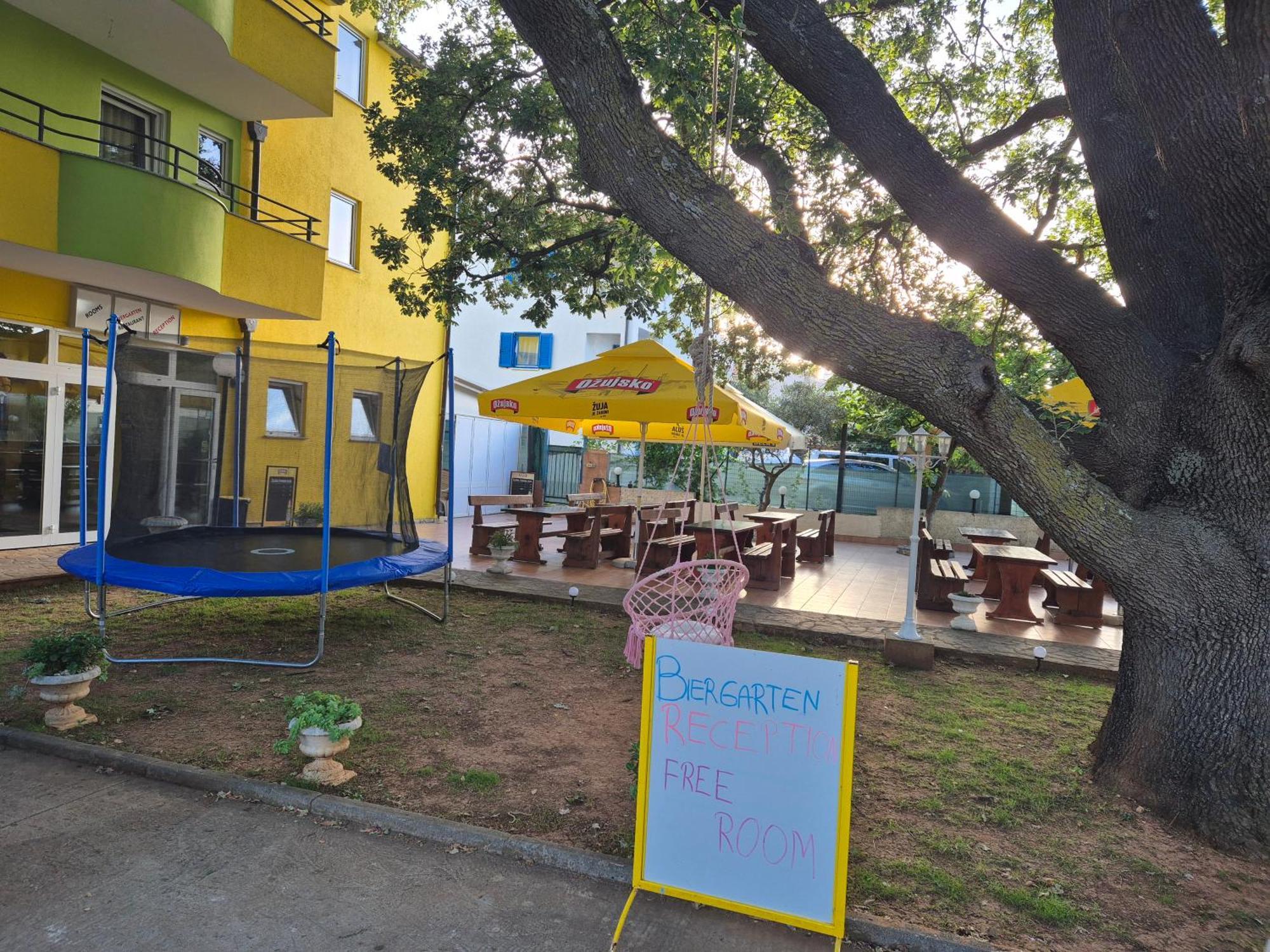 Biergarten Medulin Exterior foto